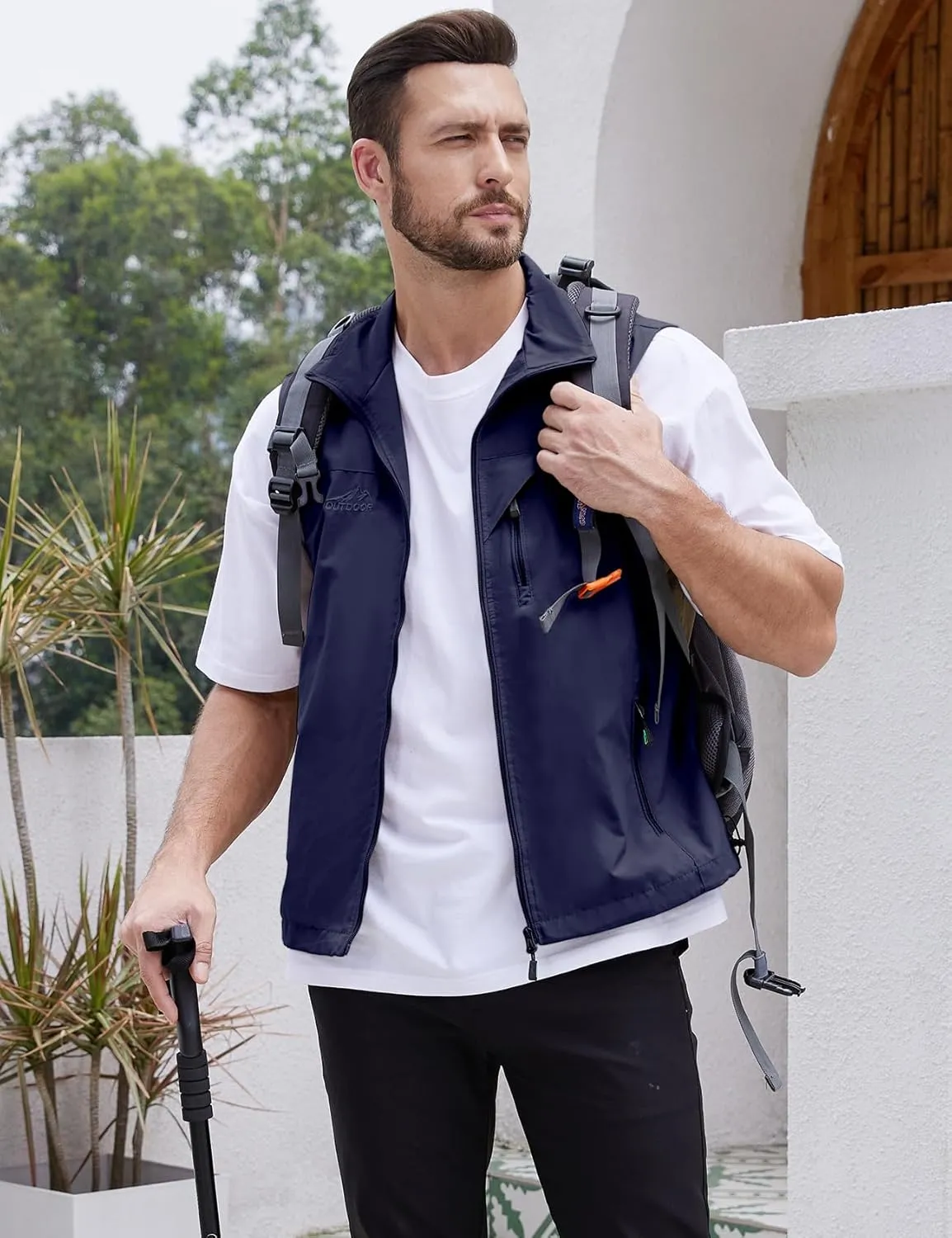 Gihuo Men's Lightweight Softshell Sleeveless Golf Vest with Zipper Pockets for Travel Hiking Fishing Safari Outwear