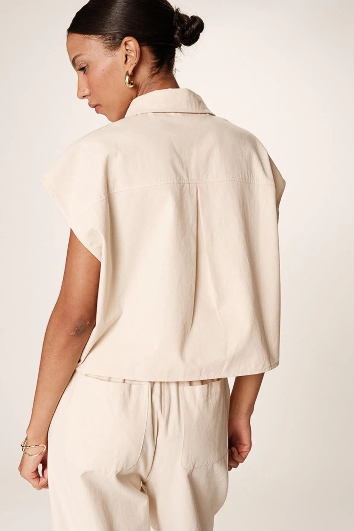 Grace & Mila Rise Beige Shirt