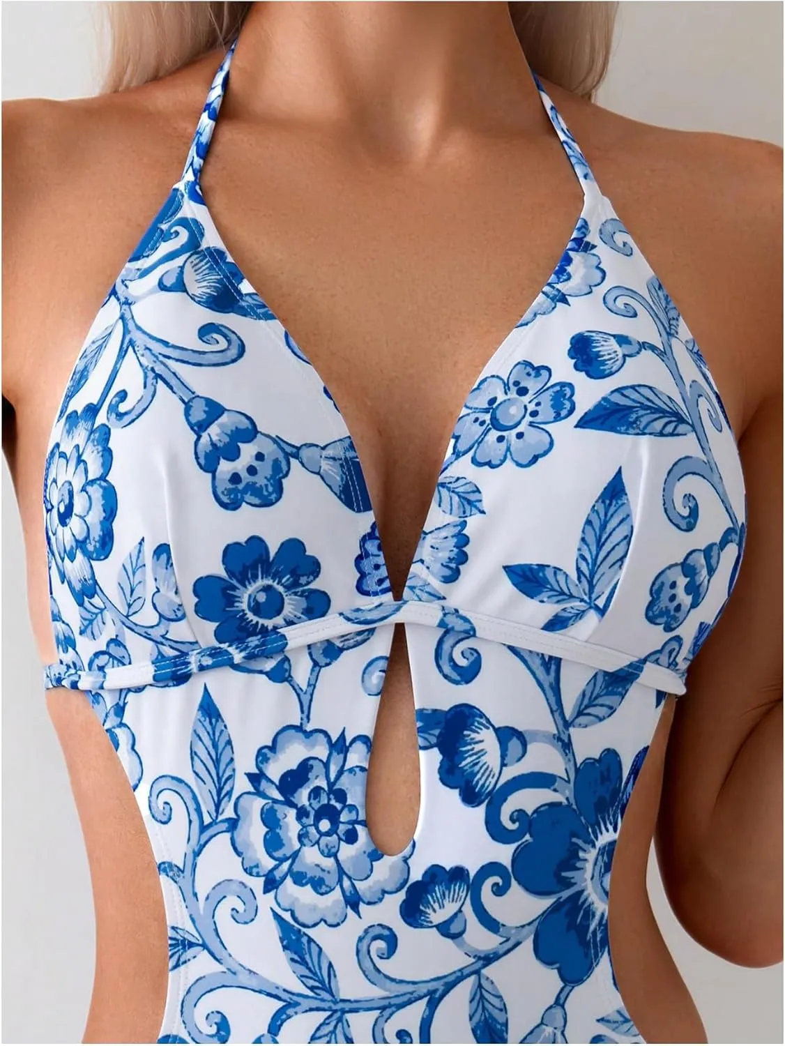 OYOANGLE Women's Floral Print Halter Neck One Piece Swimsuits Cut Out tie Backless Bathing Suit Beach Monokini