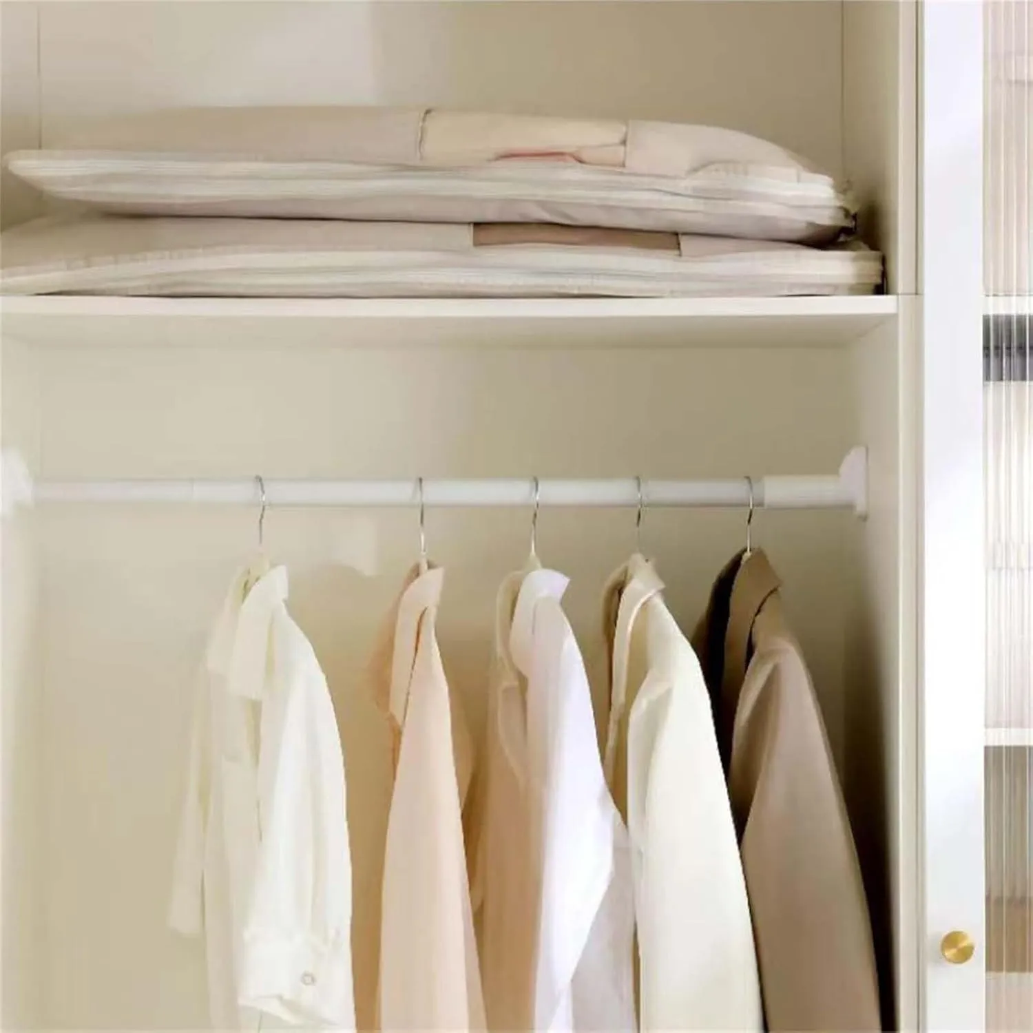 Taprinferior Hanging Garment Bag, Tapinterior Garment Bag, 2025 Space Saving Hanging Garment Bag's with Self Compression Zipper for Suits, Dresses, Coats (B Beige (43.3 * 22.8in))