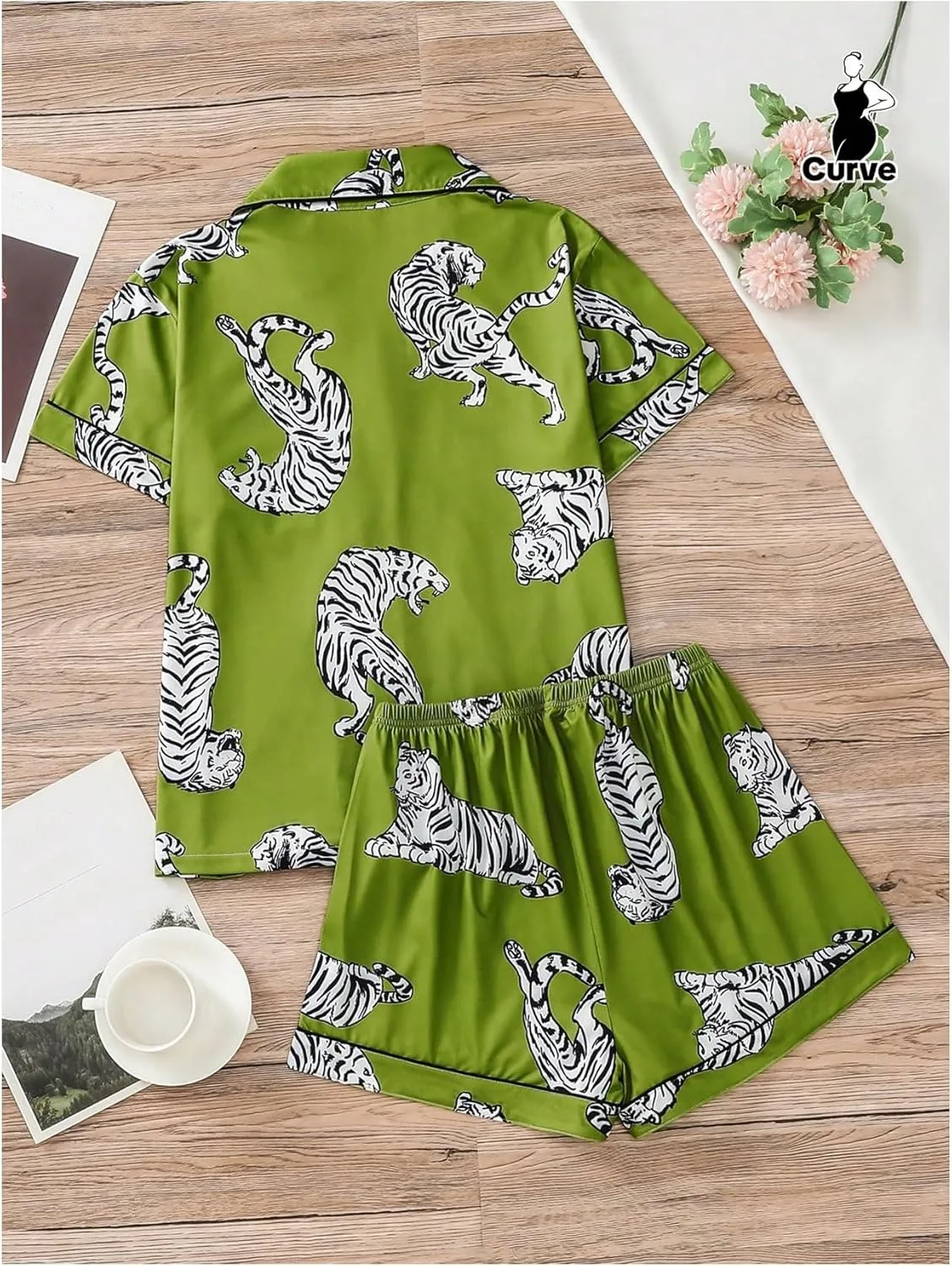 WDIRARA Women's Plus Size 2 Piece Tiger Print Pajama Set Shorts Pjs Sets Button Down Short Sleeve Sleepwear