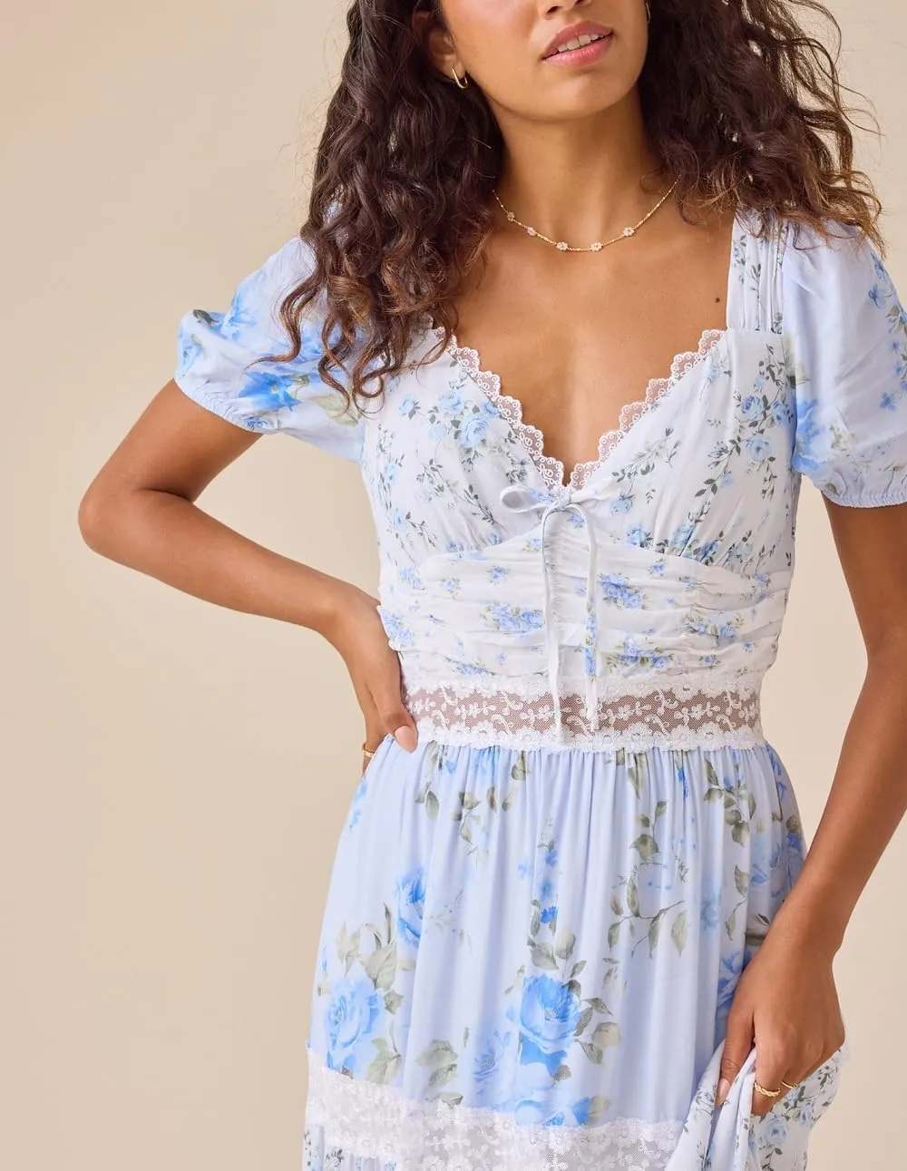 Women Floral Patchwork Puff Sleeve Maxi Dress Boho Square Neck Smocked Flowy Dress Y2k Tiered Ruffle Beach Sundress