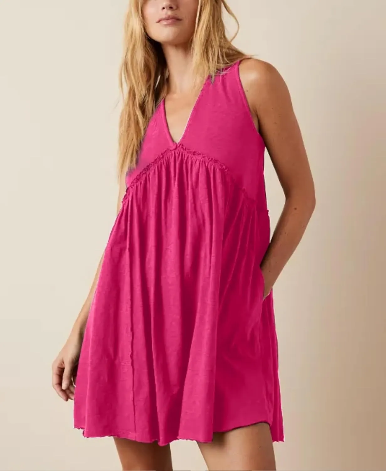 Women's Casual Sleeveless Mini Dress Loose V Neck Backless Pleated Short Tank Sundress with Pockets