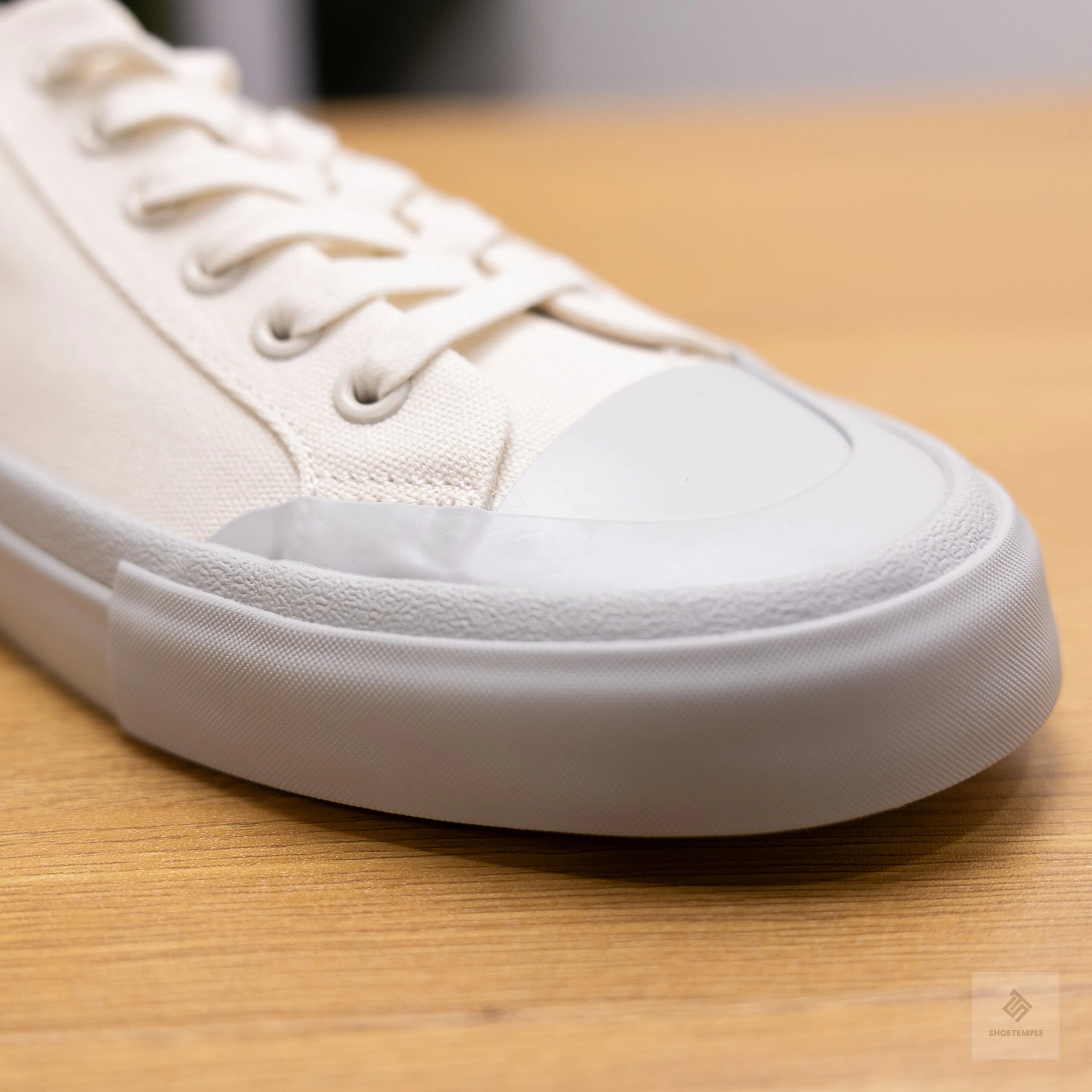 Zara Canvas Sneakers