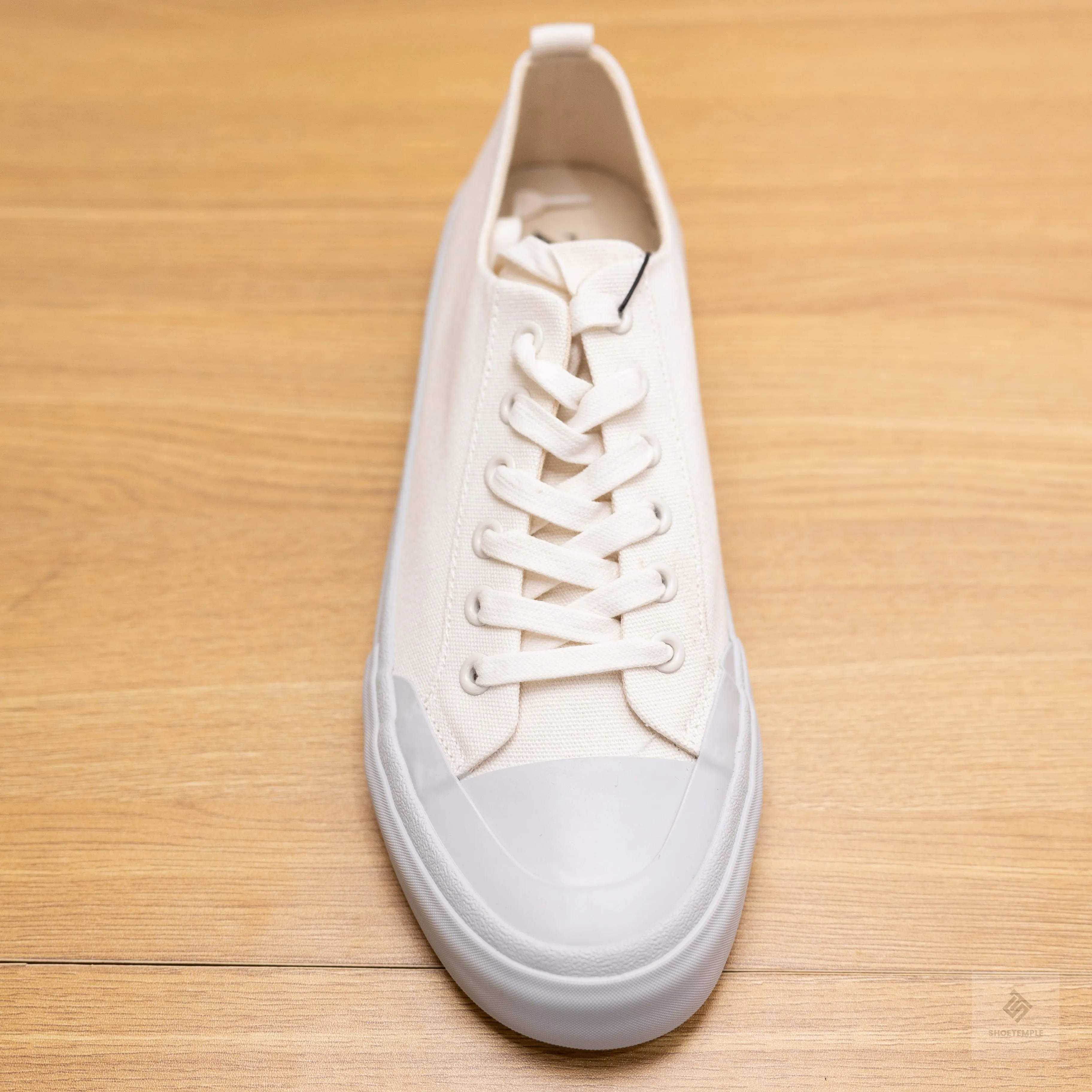 Zara Canvas Sneakers