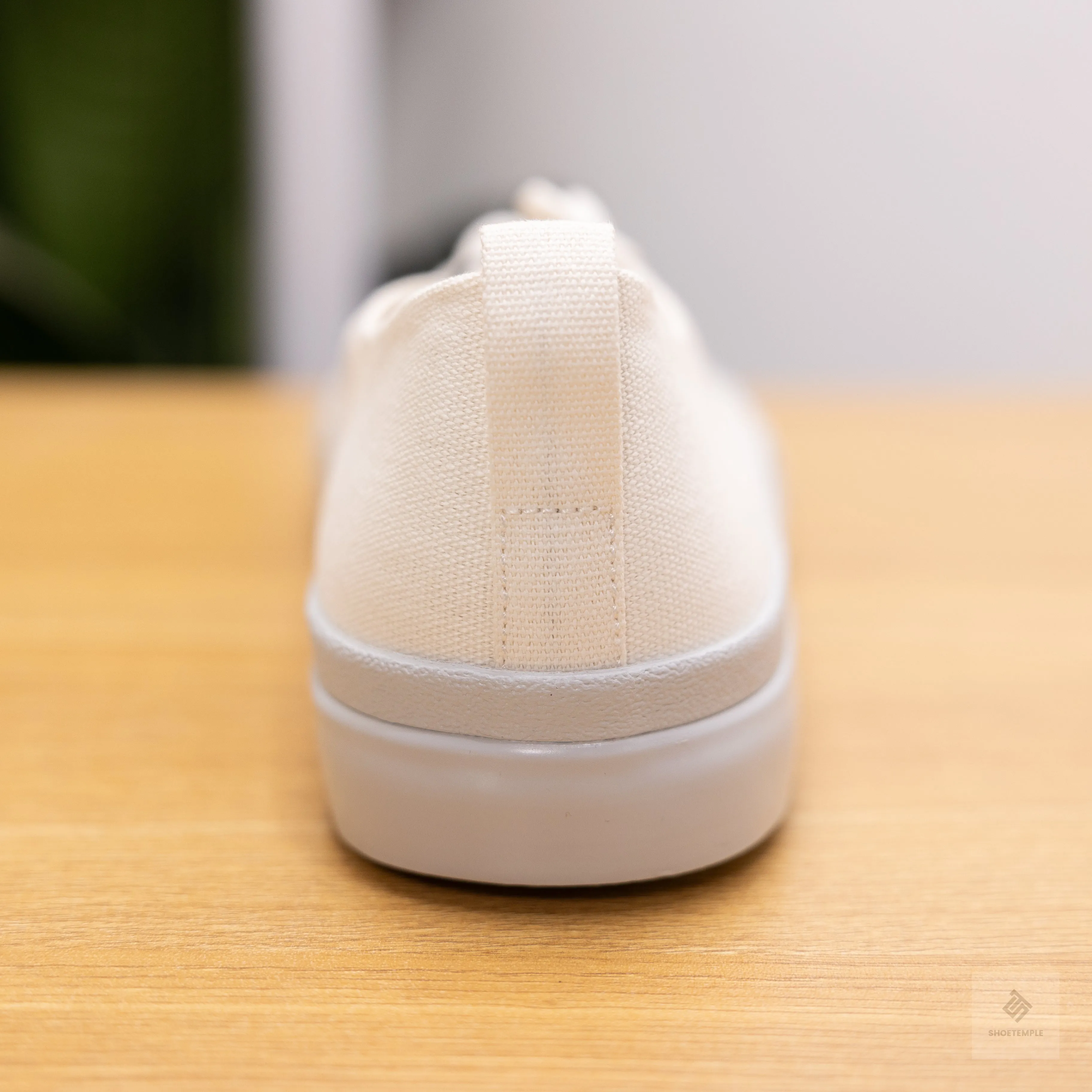 Zara Canvas Sneakers